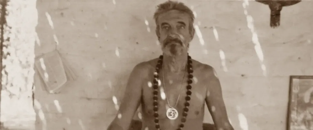 Shri Gurudev Mahendranath at kutir, Vatrak River